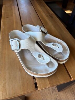 White Women’s Birkenstocks